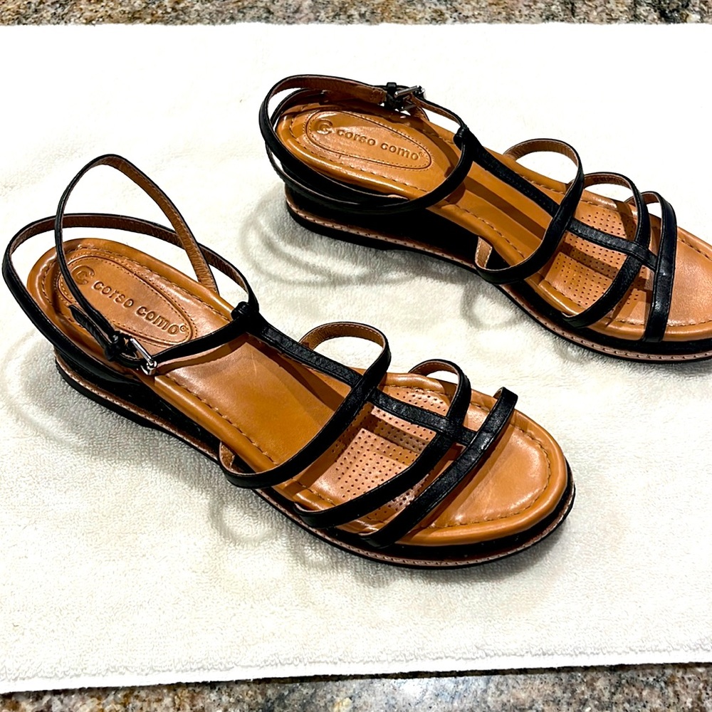 Wedge sandals, black Corso Como